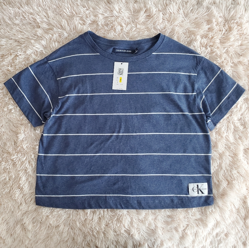 Calvin Klein Cropped Tee